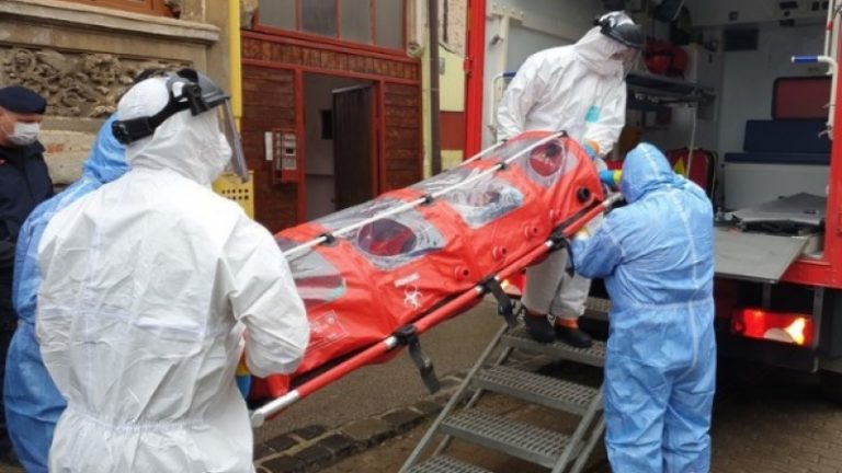 La Buzău. Bolnavi de COVID, băgaţi în izolatoare