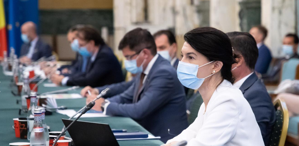 Cum se laudă ministrul Muncii la final de mandat