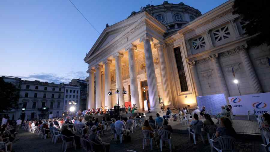 Cristian Mandeal revine în concerte la Sinaia și București