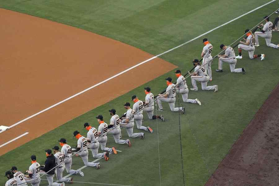 Semnificațiile și sensul ascuns din spatele promovării grupării „Black lives matter”