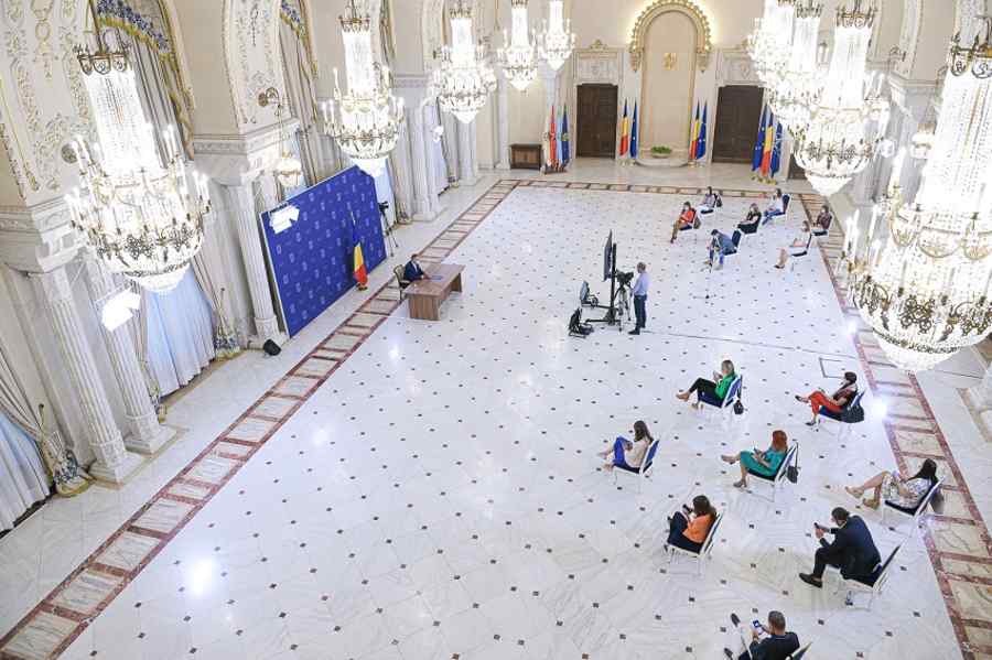 Iohannis la ora de trăncănit nițel