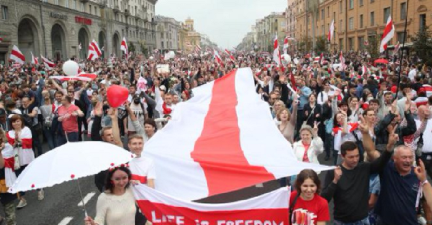 Președintele s-a pus pe grațieri