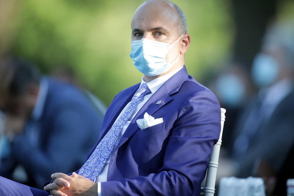 Cum l-a înviat Rareș Bogdan pe Caragiale