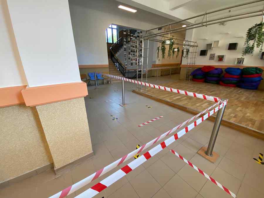 Haos și incertitudine la deschiderea școlilor