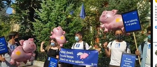 Liviu Antonesei: A început școala… Cum?