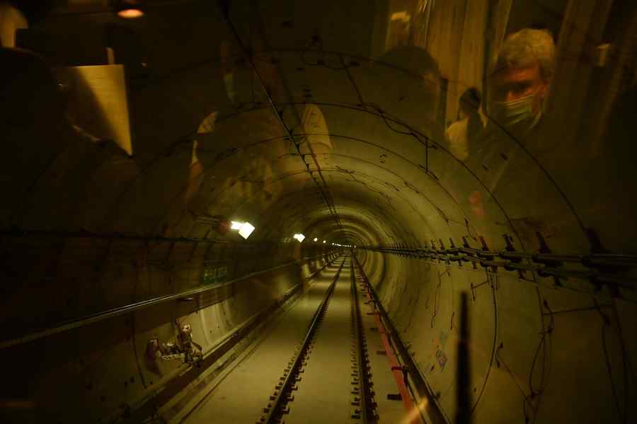 Criză la extinderea metroului din București: Lipsesc 3 miliarde de euro