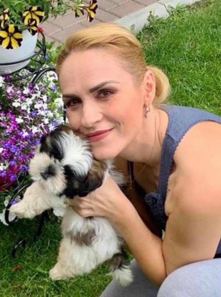 Firea asmute câinii, dar Nicușor?