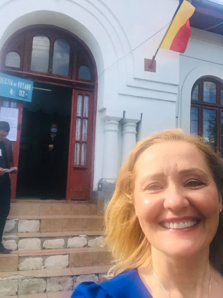 Lasconi susține dreptul primarilor să intervină împotriva urșilor