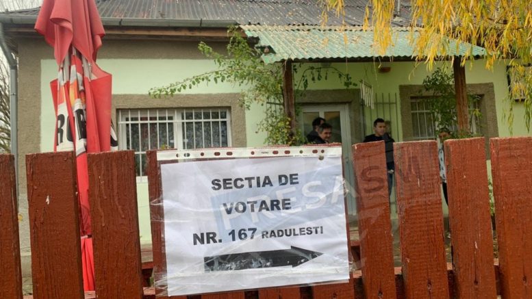 Poftiți de votați: cele mai ciudate secții!