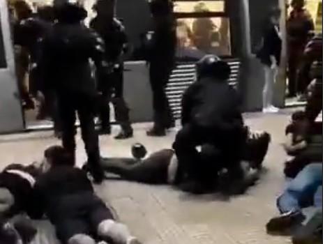 Vela iese iar la rampă: „Huliganilor le-am dat un cartonaș roșu!”