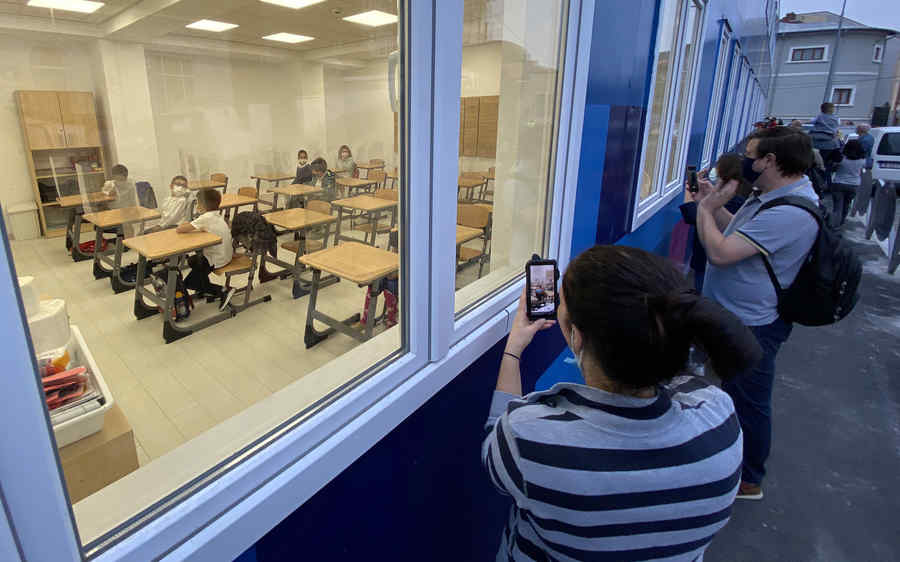 Cele 11 solicitări ale sindicaliştilor din Educaţie!