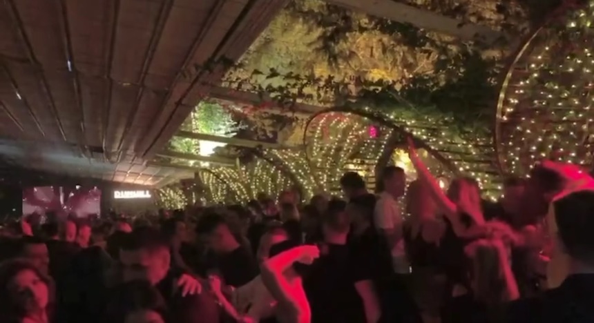 (VIDEO) „Pentru asta stau toţi elevii cu mască, până la 8-9 ore pe zi?”