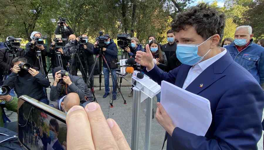 Firea: Nicușor Dan a mințit în legătură cu taxele