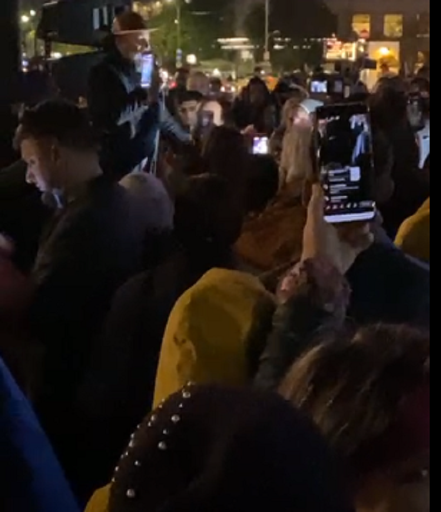 Protestatarii de la ușa lui Orban, amendați