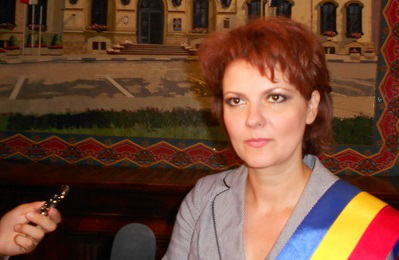 Olguța Vasilescu, împiedicată să depună jurămîntul de primar