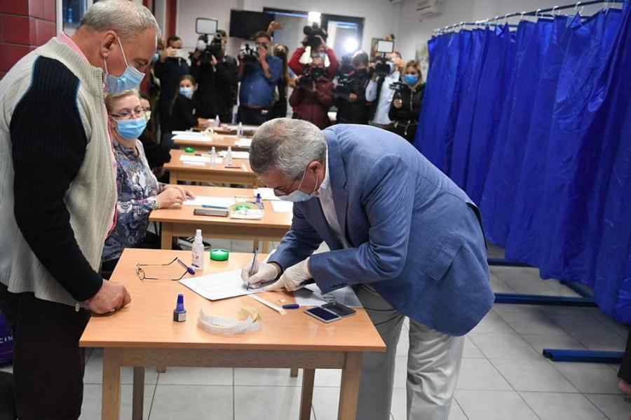 Tăriceanu: Bate un vânt de libertate ca în decembrie 1989!