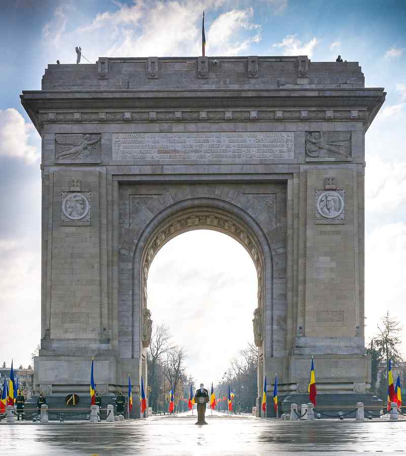 „Urât moment al trufiei unui preşedinte”