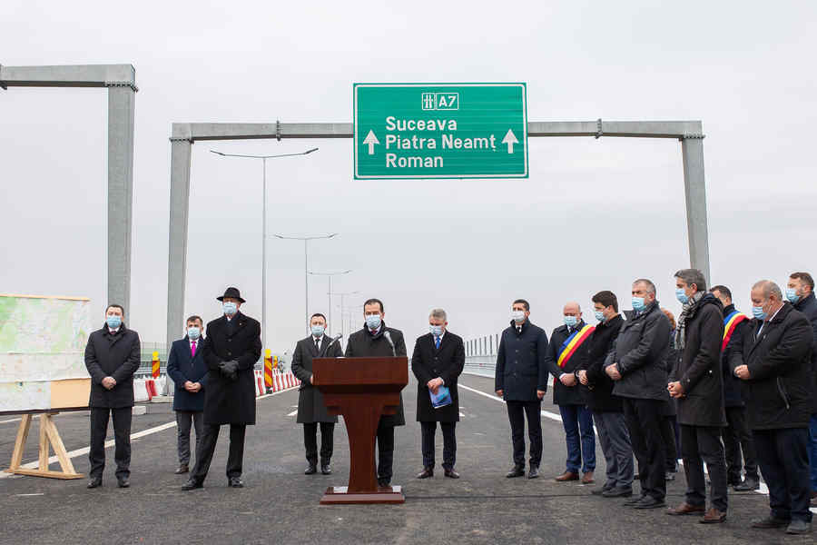 Promisiuni de care s-a ales praful 30 de ani