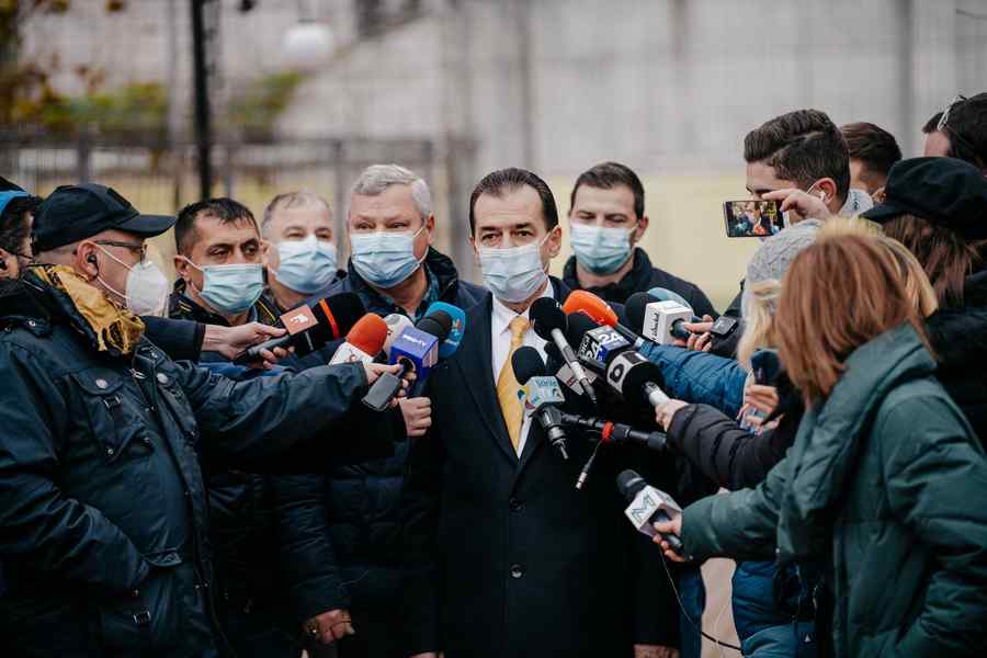 Cu 3 ore înainte de închidere: L-a apucat disperarea pe Ludovic Orban