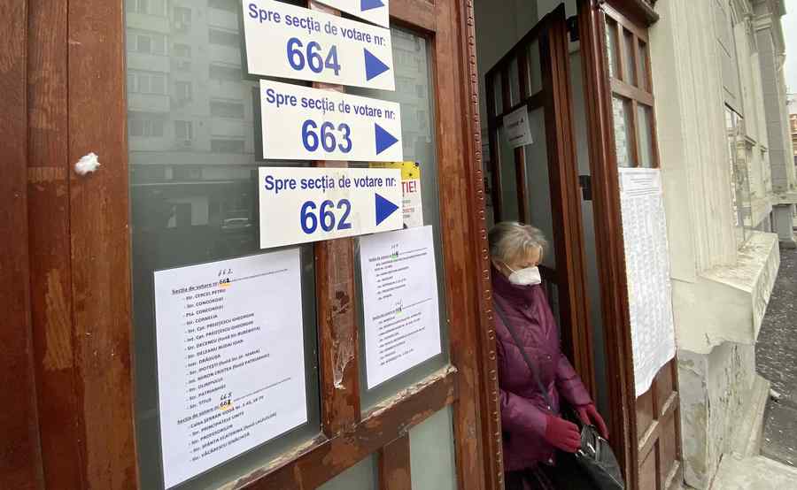 Absenteism masiv la urne: Cea mai slabă prezență din ultimii 31 ani