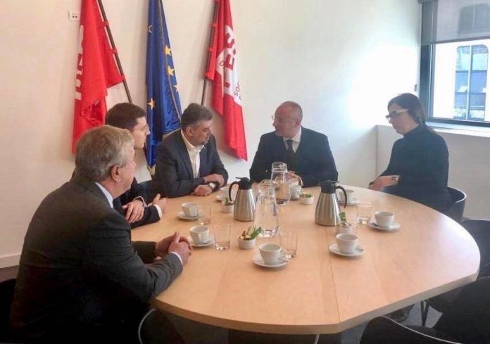 Socialiștii europeni îl trag de mânecă pe președinte: „Să deschidă calea pentru un guvern PSD”
