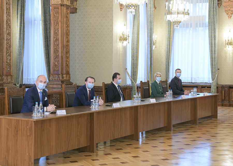 Lista completă a miniștrilor din Guvernul Cîțu