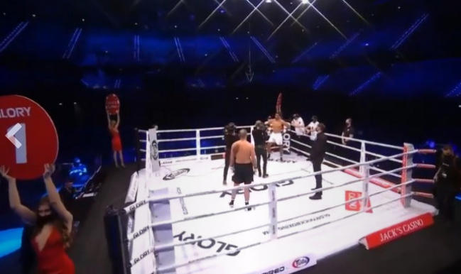 Victoria carierei! Românul l-a făcut KO pe legendar