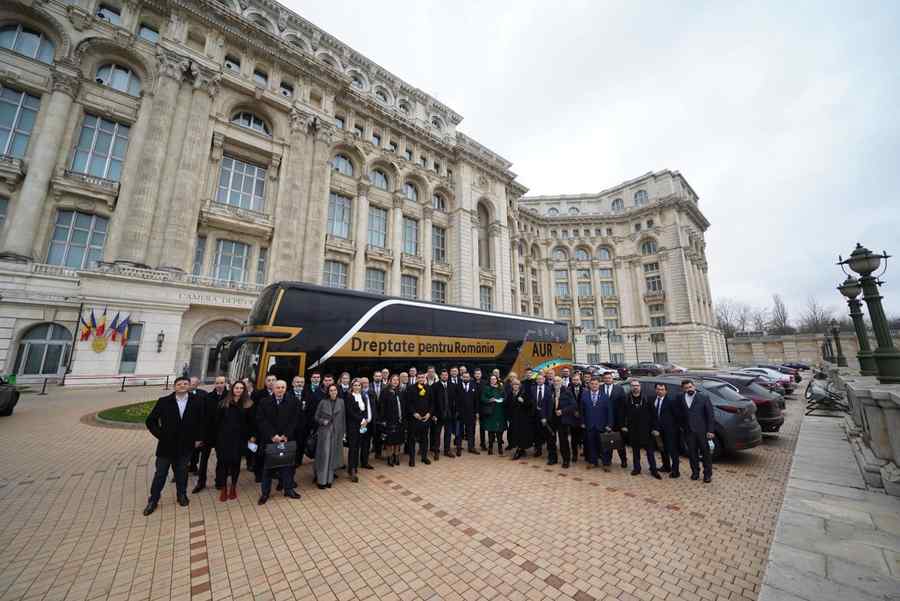 Niște lecții de AUR