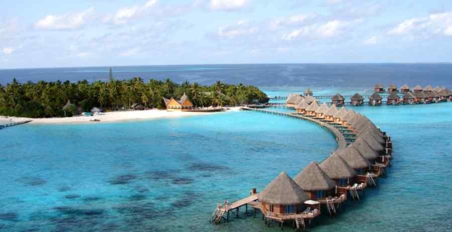 O destinație de vis interzice complet fumatul, inclusiv turiștilor