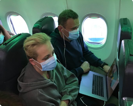 (VIDEO) Întoarcerea lui Navalnîi ca-n filme