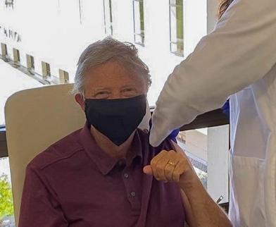 Bill Gates s-a vaccinat