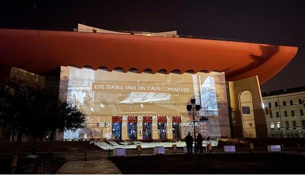 După 3 luni de întrerupere, redeschiderea stagiunii TNB, o necesitate vitală!