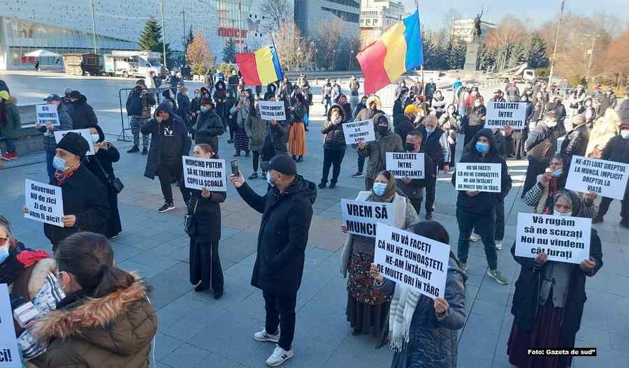 Protest al romilor la Craiova: „Vrem să muncim, nu să mergem la furat!”