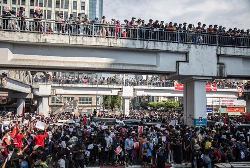 Lumea a uitat de acest popor