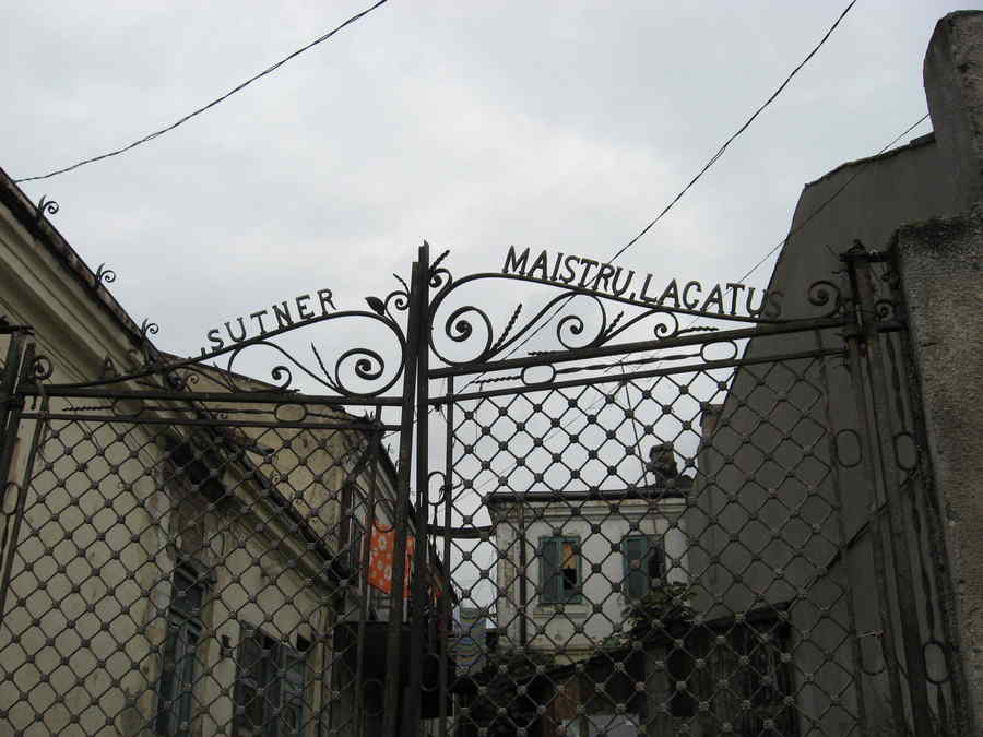 Munca e brățară de aur