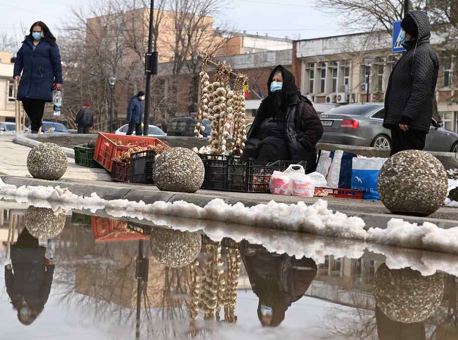 Fotografia momentului – Legume bio la colț de stradă