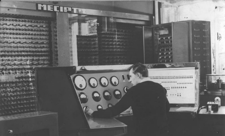 60 de ani de la primul calculator 100% românesc