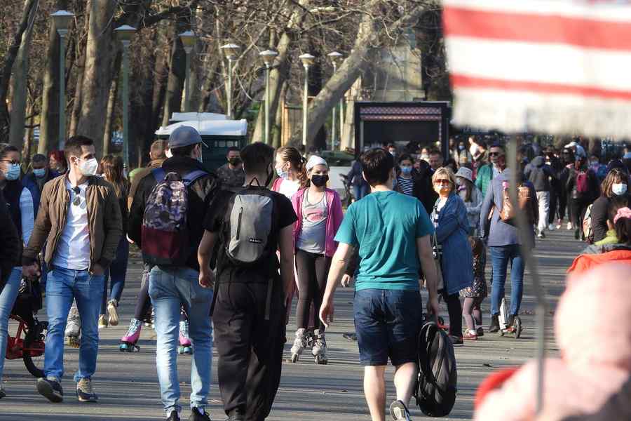 Ministrul Sănătății: Valul 4 va fi al nevaccinaţilor