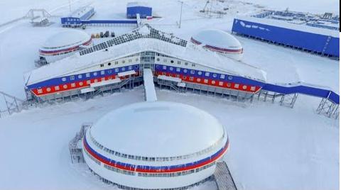 Rusia acumulează o forță militară fără precedent în Arctica