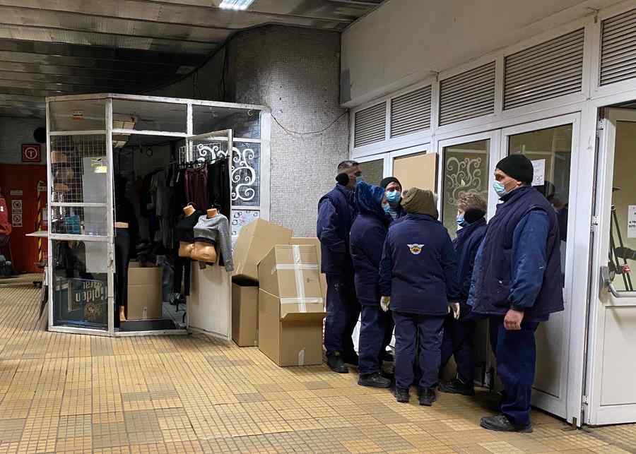 Atenție, se închid ușile pentru liderul de la metrou