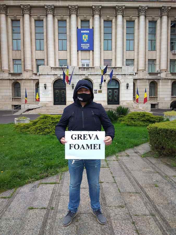 Polițist în greva foamei la MAI