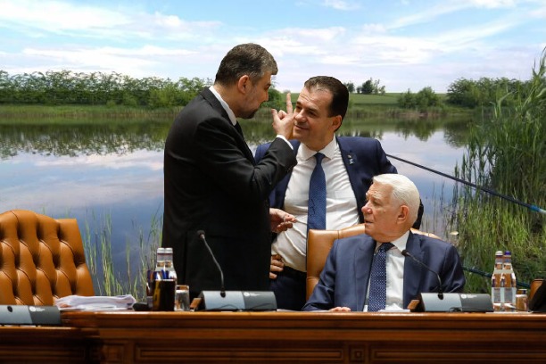 SF politic-Parlamentarii își petrec vacanțele la Palma de Cotorca