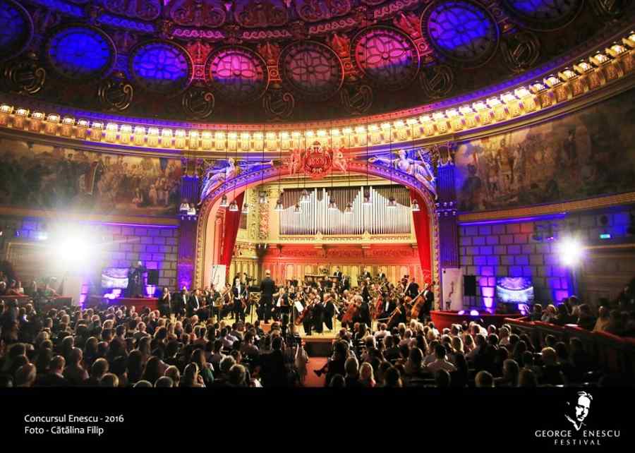 Se vând bilete pentru Concursul Enescu
