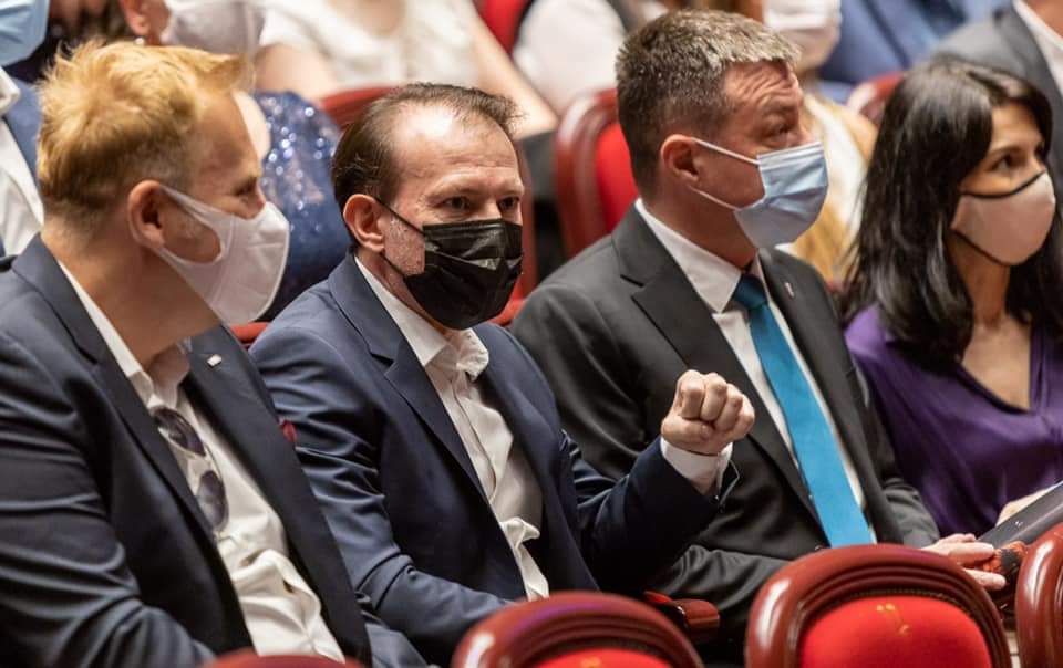 Cîțu, ironizat după „Dineul cu proşti”