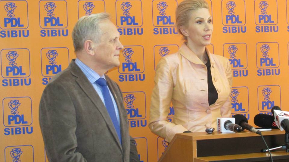 Cel mai „așteptat” răspuns: Ce i-a plăcut lui Stolojan la Raluca Turcan?