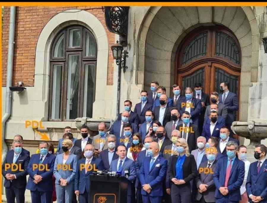 Banda‎ PDL într-o nouă fotografie istorică