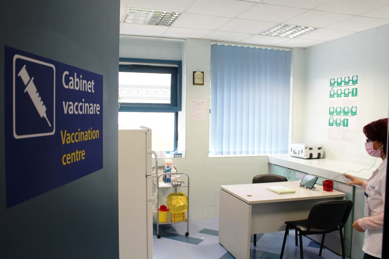 Detalii despre vaccinarea în aeroport și în vamă