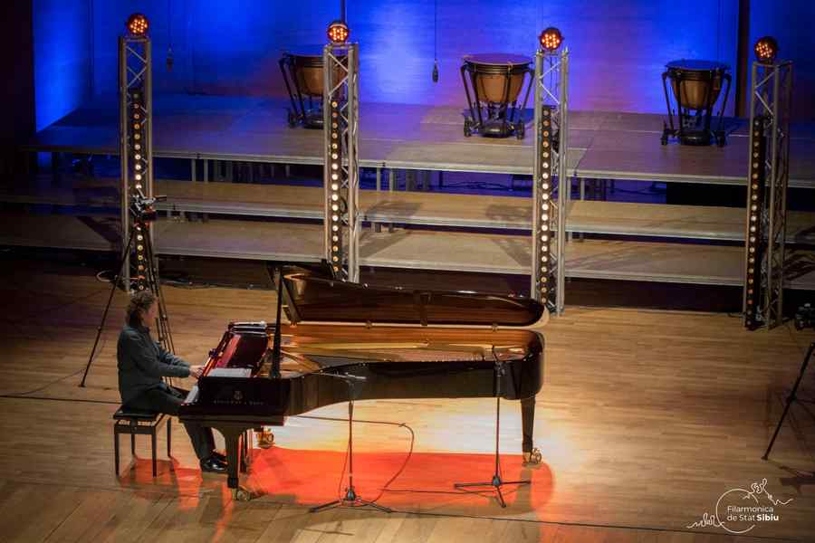 Turneul naţional al pianistului Horia Mihail continuă