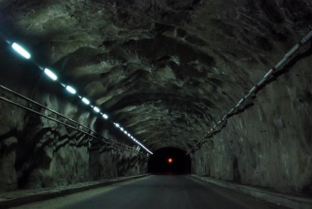 De ce nu se mai fac tuneluri în România?