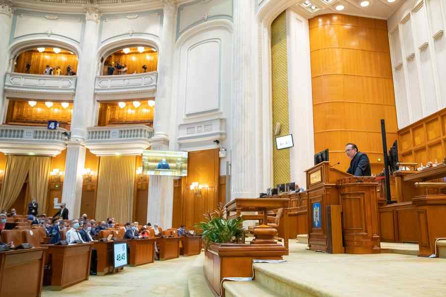 „Nu vă fie frică, în toamnă pică!”